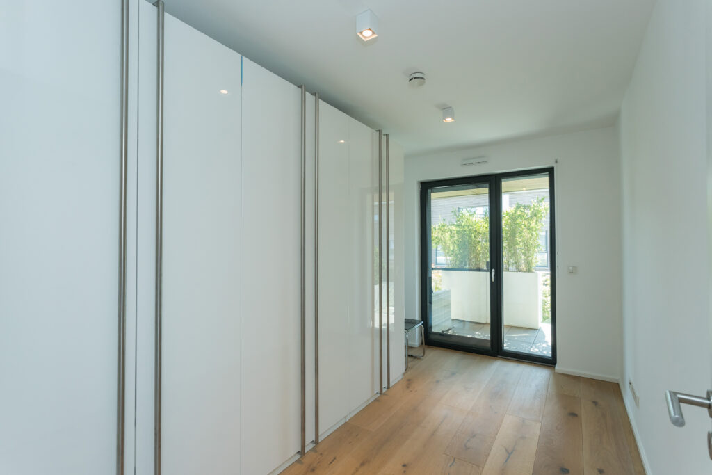 Schlafzimmer 2 von 3 OG