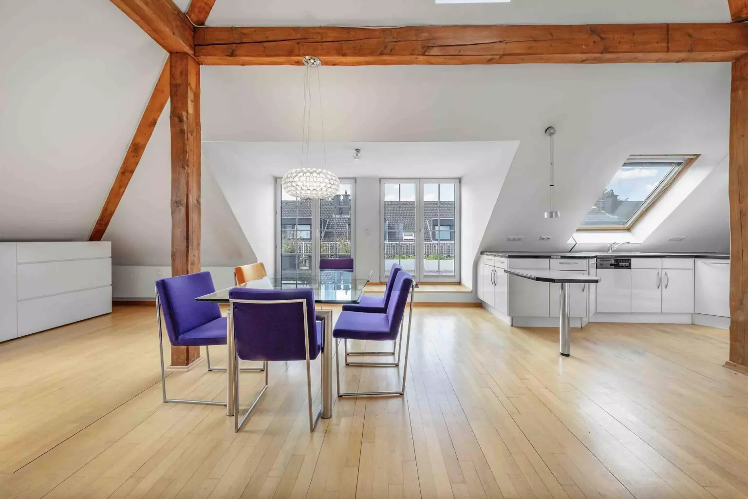 Essbereich – Dachgarten-Wohnung