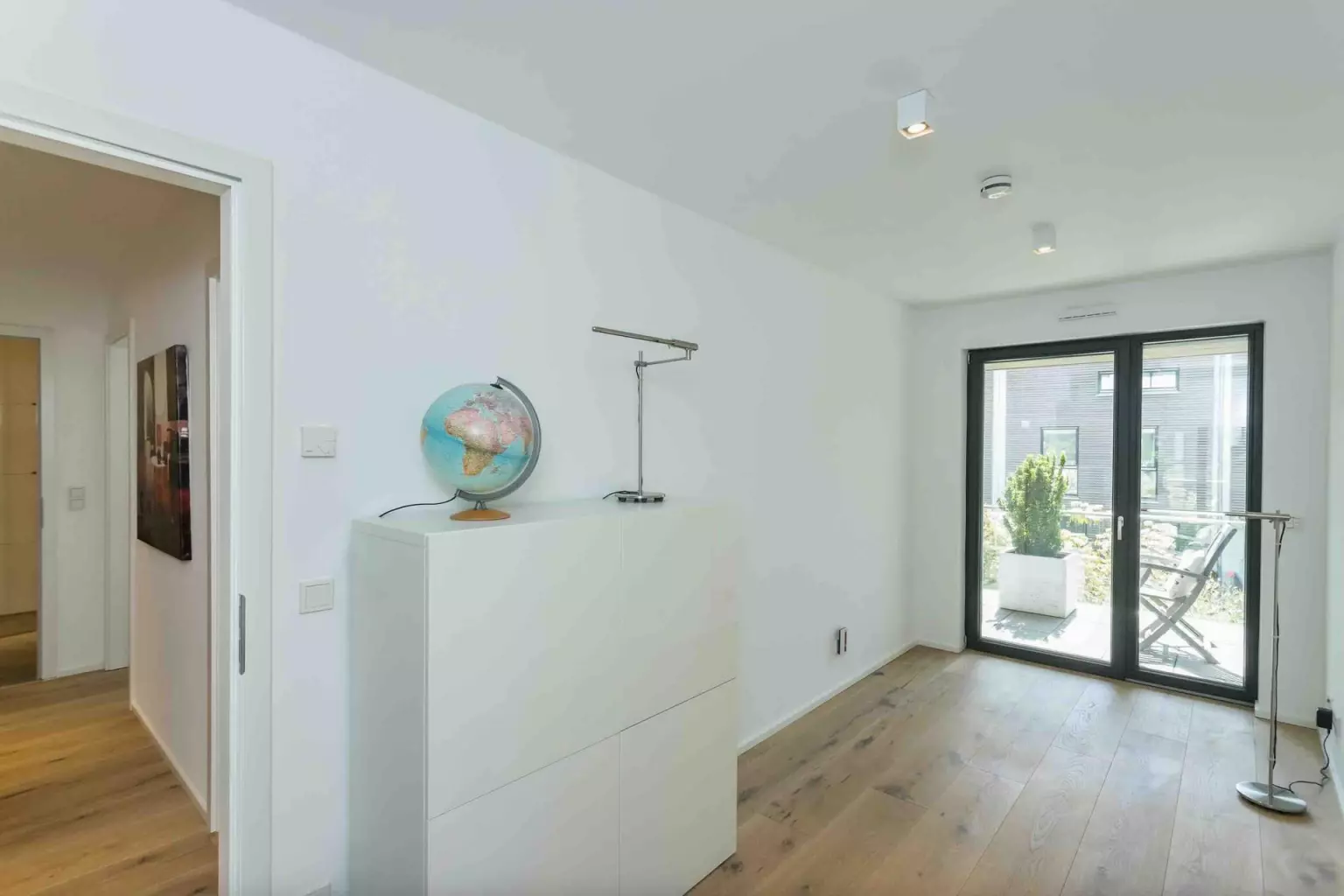 Schlafzimmer 3 von 3 im OG – Gartenmaisonette am Heerdter Busch